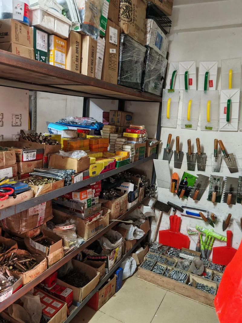 装饰材料：市场动态与选择指南